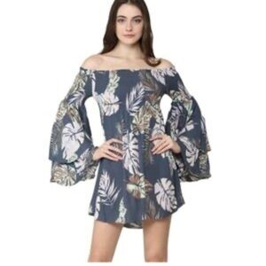 ILLA ILLA Women Dress Size Large Floral Dress Ruffle‎ Bell Sleeve Smocked Bodice